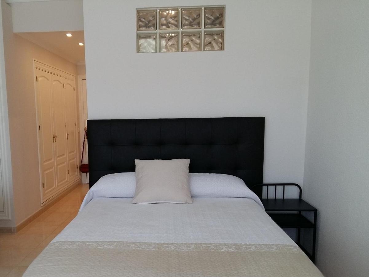 Estudio En 1ª Linea En Santa Clara Торремолинос Экстерьер фото